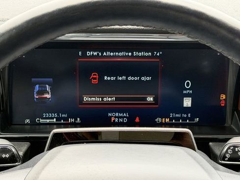 Used 2024 Lincoln Navigator Reserve AWD/4WD image 16