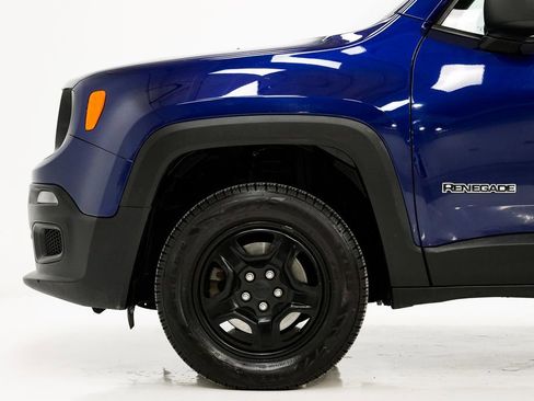 Used 2017 Jeep Renegade Sport w/ Power & Air Group image 22