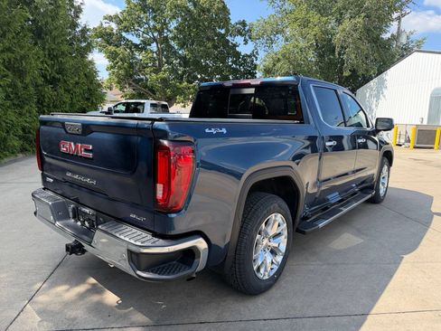 Used 2021 GMC Sierra 1500 SLT w/ SLT Premium Plus Package AWD/4WD image 6