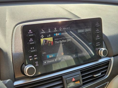 Used 2021 Honda Accord EX-L image 10