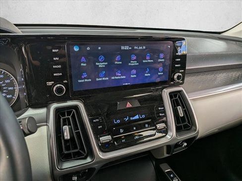 Used 2023 Kia Sorento S w/ Panoramic Sunroof Package FWD image 13