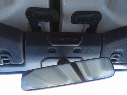 Used 2020 Jeep Wrangler Unlimited Sahara w/ Dual Top Group image 27