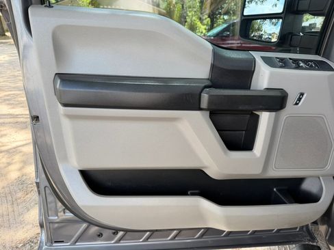 Used 2021 Ford F250 XL w/ STX Appearance Package AWD/4WD image 16