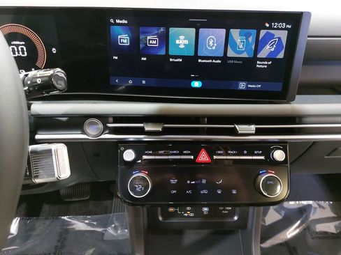 New 2026 Hyundai Tucson Blue SE image 24