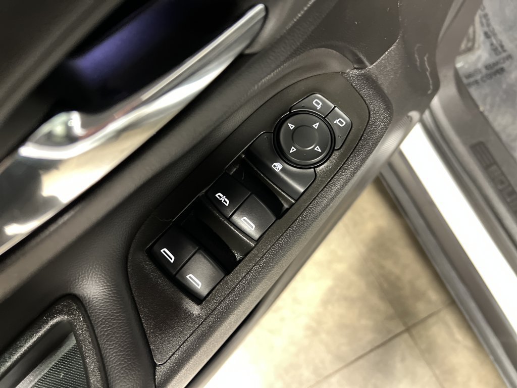 Certified 2024 Chevrolet Equinox LT AWD/4WD image 17
