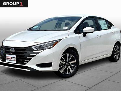 New 2025 Nissan Versa SV w/ Trunk Package