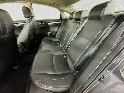 Used 2016 Honda Civic Touring image 33