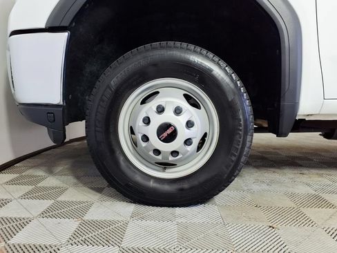 Used 2023 GMC Sierra 3500 Pro w/ Gooseneck/5TH Wheel Package AWD/4WD image 8