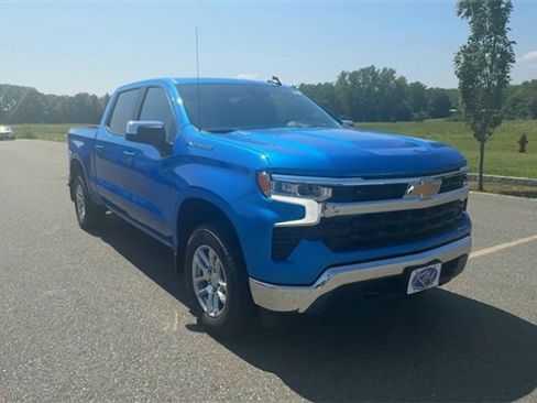 New 2026 Chevrolet Silverado 1500 LT image 2