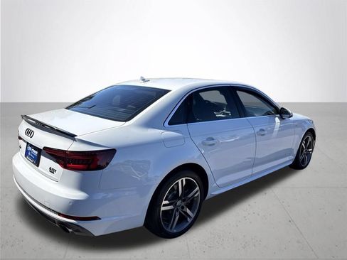 Used 2018 Audi A4 2.0T Premium Plus w/ Premium Plus Package AWD/4WD image 6