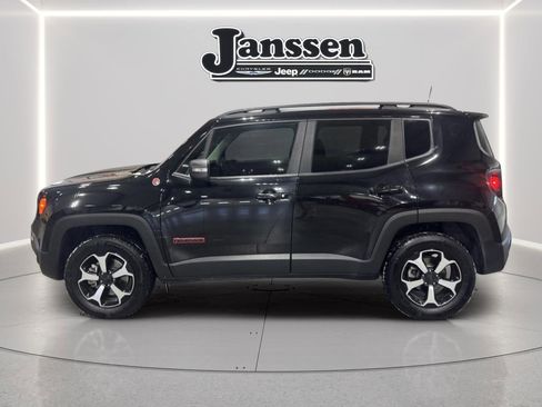 Used 2019 Jeep Renegade Trailhawk image 2
