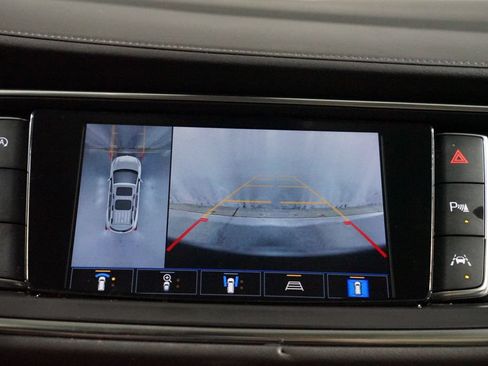 Used 2022 Buick Enclave Premium w/ Experience Buick Package FWD image 19