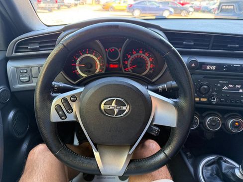 Used 2013 Scion tC FWD image 19