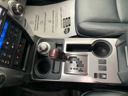 Used 2024 Toyota 4Runner Limited image 23