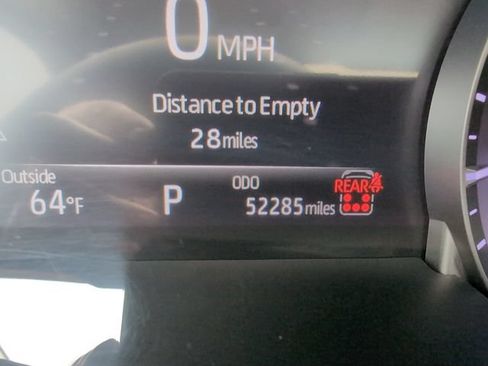 Used 2024 Toyota Highlander XLE AWD/4WD image 24