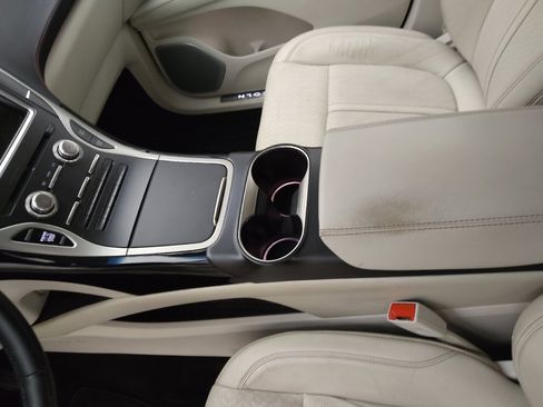 Used 2018 Lincoln MKX Black Label w/ Cargo Utility Package image 26