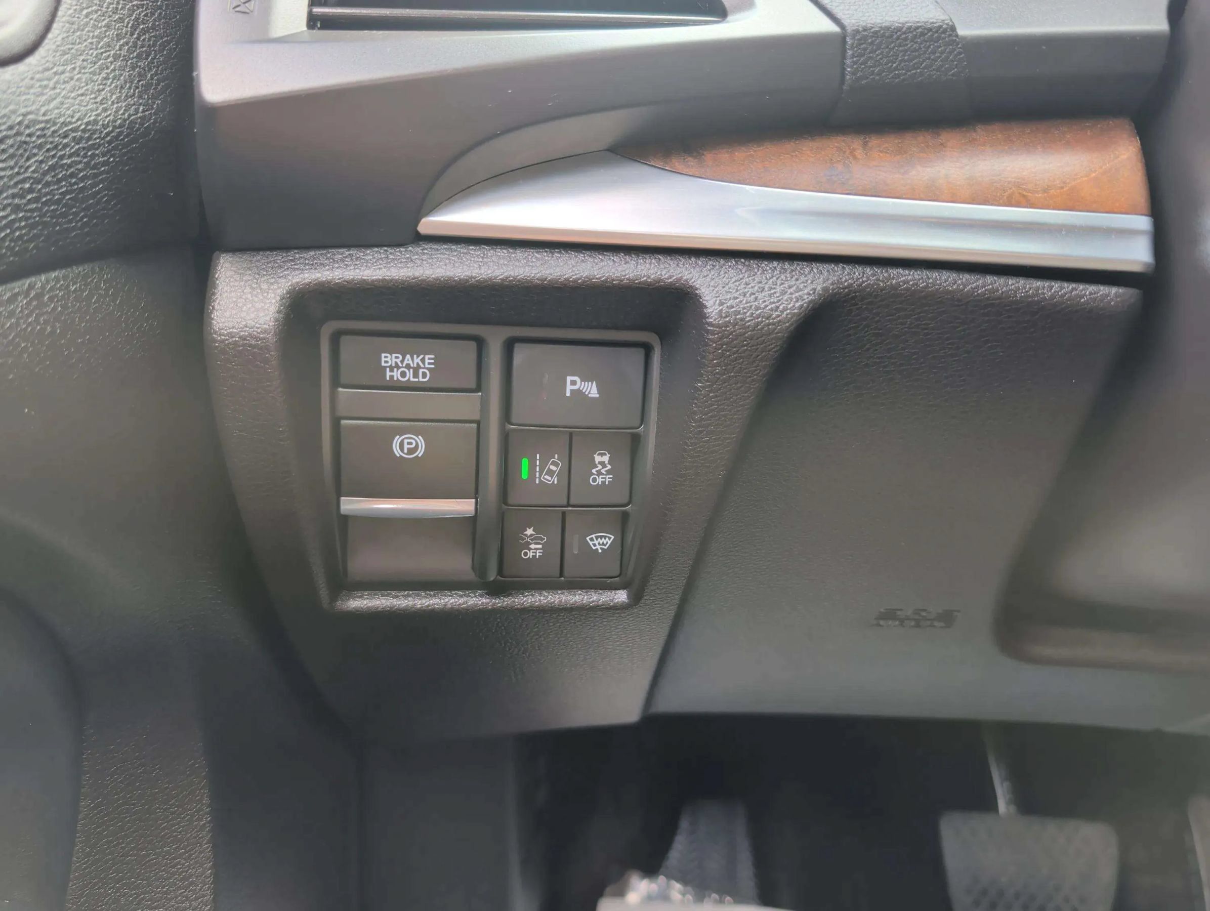 Used 2017 Acura MDX w/ Advance Package AWD/4WD image 27