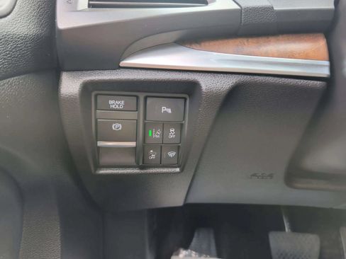 Used 2017 Acura MDX SH-AWD w/ Advance Package image 27