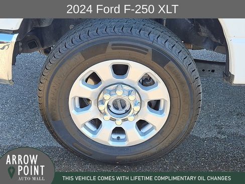 Used 2024 Ford F250 XLT AWD/4WD image 16