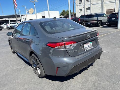 Used 2025 Toyota Corolla SE FWD image 6