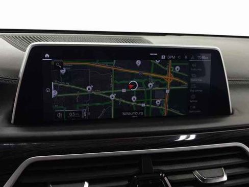 Used 2022 BMW 740i xDrive w/ M Sport Package image 28