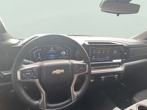 Certified 2024 Chevrolet Silverado 1500 LT image 18