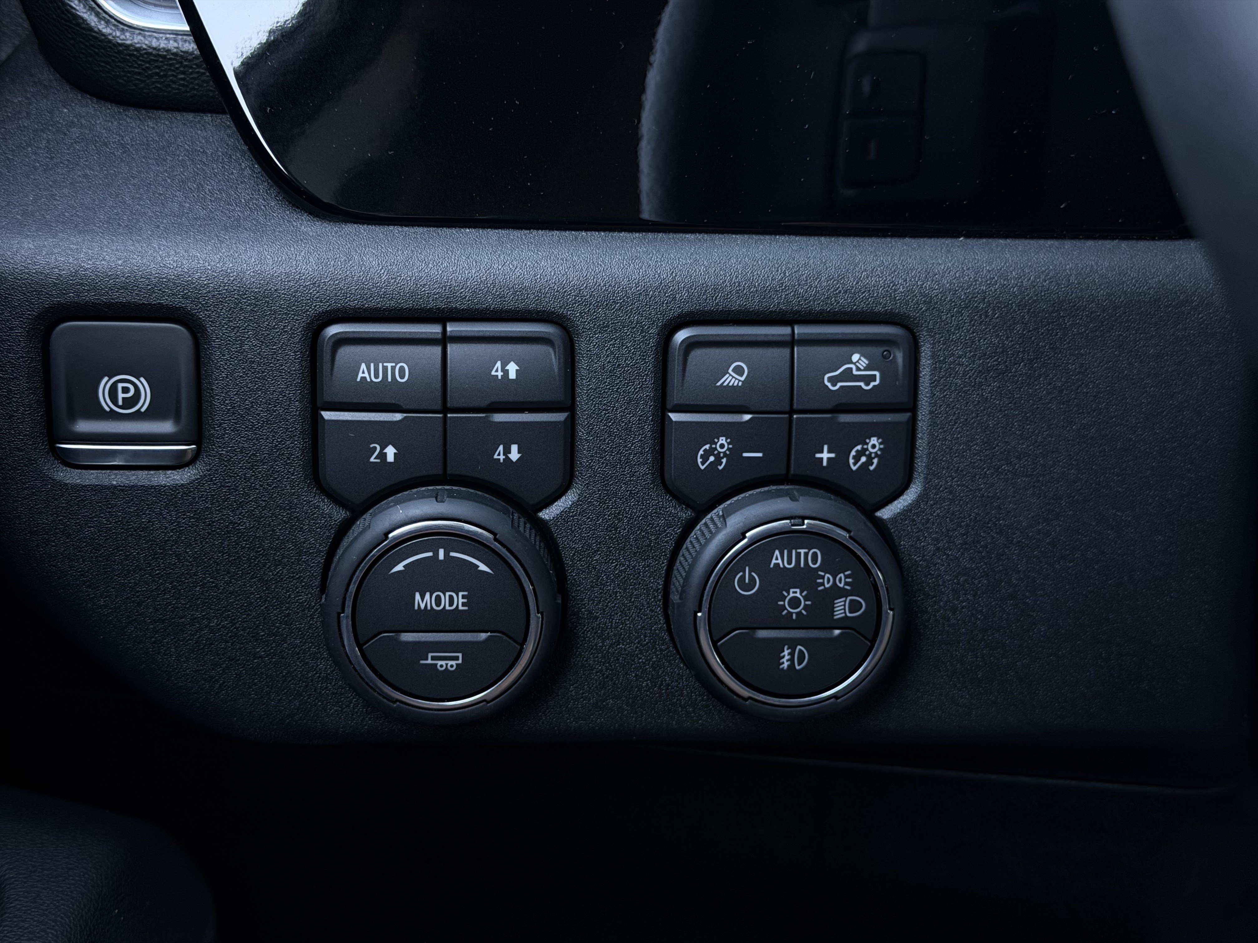 Used 2026 Chevrolet Silverado 1500 RST AWD/4WD image 28