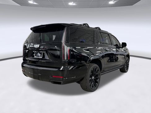 Certified 2025 Cadillac Escalade ESV Sport Platinum w/ LPO, ONYX Package AWD/4WD image 8