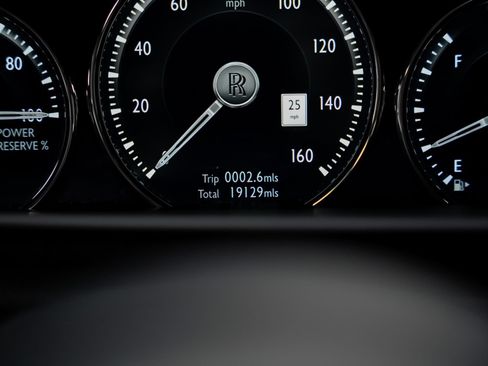 Used 2024 Rolls-Royce Cullinan w/ Cullinan Package AWD/4WD image 49