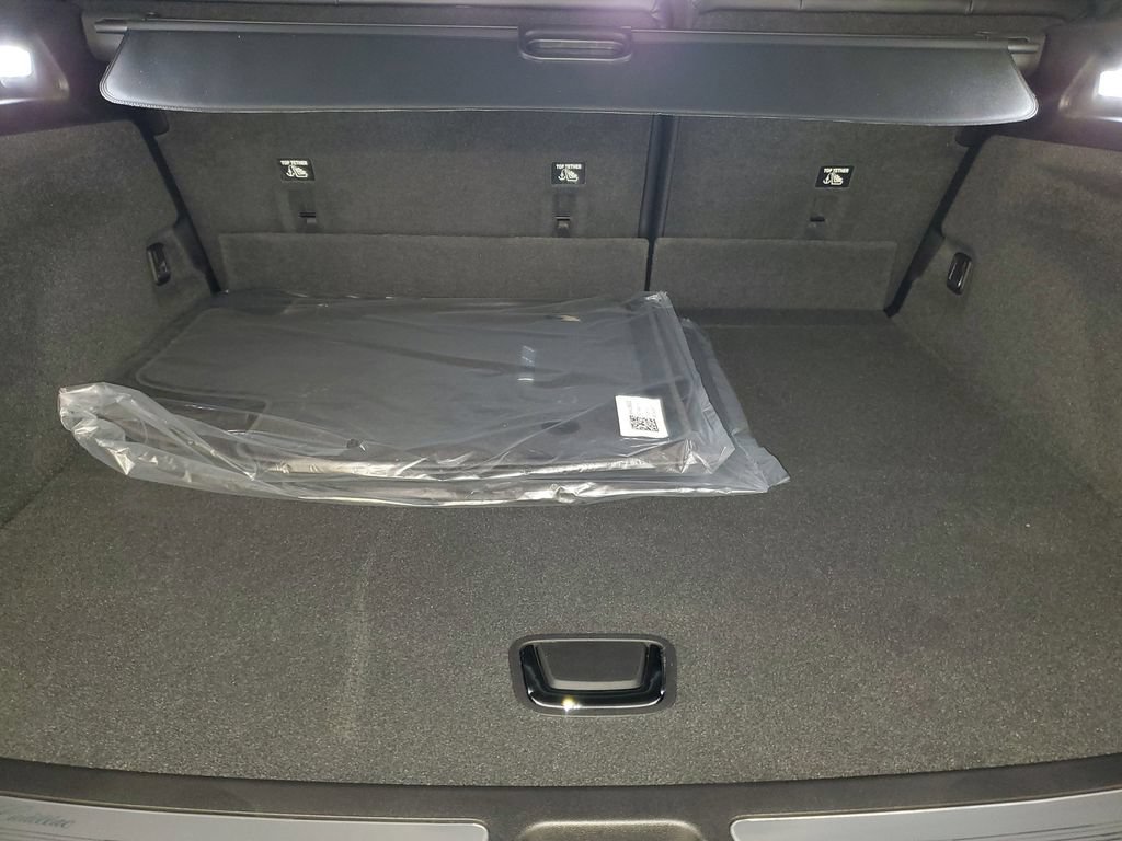 New 2026 Cadillac Lyriq V w/ LPO, Bronce Accent Package AWD/4WD image 13