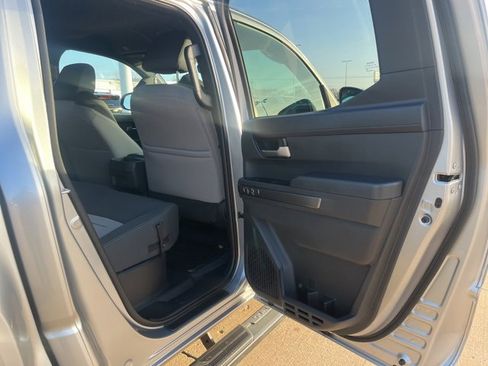 Used 2024 Toyota Tacoma TRD Sport image 38