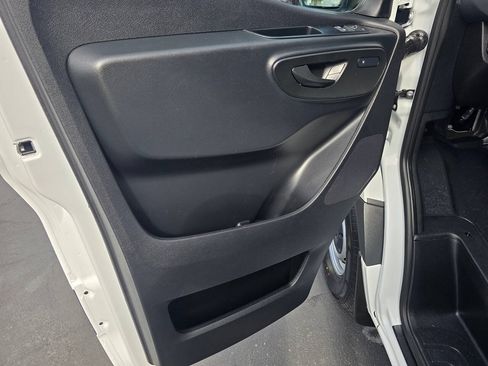 Used 2026 Mercedes-Benz Sprinter 2500 image 25