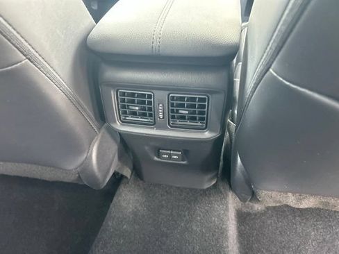 Used 2025 Toyota RAV4 Limited FWD image 17
