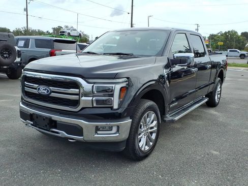 Used 2024 Ford F150 Lariat w/ Equipment Group 502A High AWD/4WD image 3