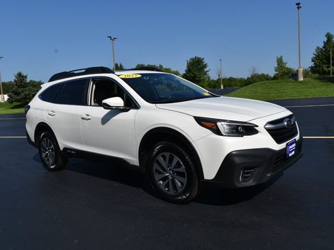Used 2022 Subaru Outback Premium AWD/4WD image 2