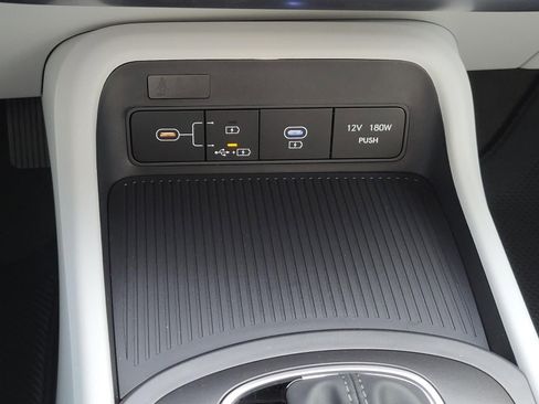 New 2026 Hyundai Kona SE FWD image 18