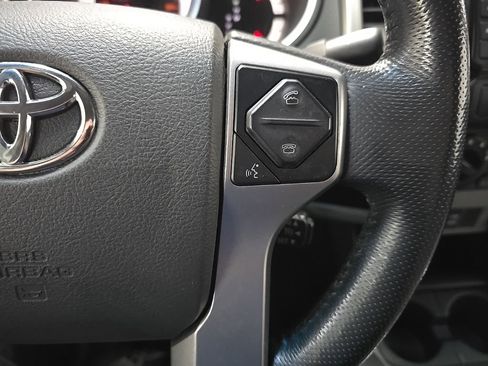 Used 2015 Toyota Tacoma 4x4 Access Cab w/ SR5 Package image 20