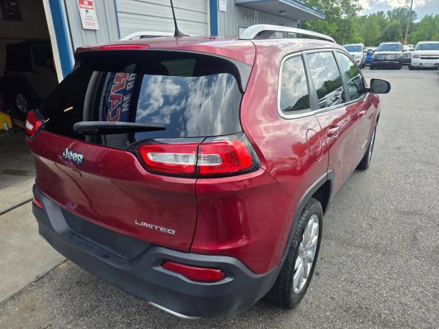 Used 2017 Jeep Cherokee Limited FWD image 5