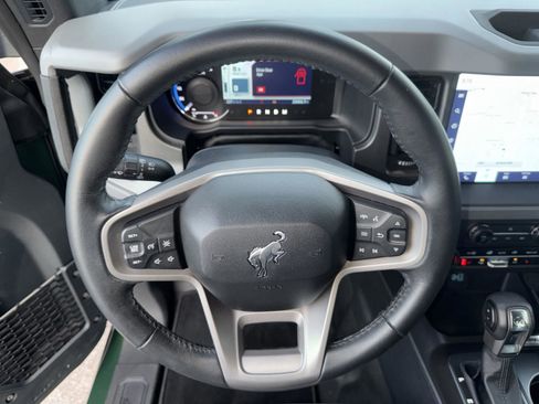 Used 2024 Ford Bronco Everglades image 22