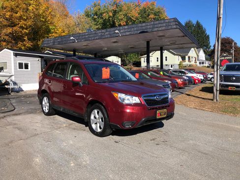 Used 2016 Subaru Forester 2.5i Premium w/ All-Weather Package AWD/4WD image 3