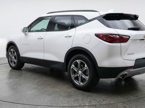 Used 2025 Chevrolet Blazer LT FWD image 6