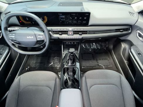 Used 2025 Kia K4 FWD image 24