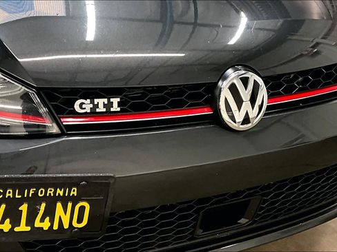 Used 2017 Volkswagen GTI Autobahn image 30