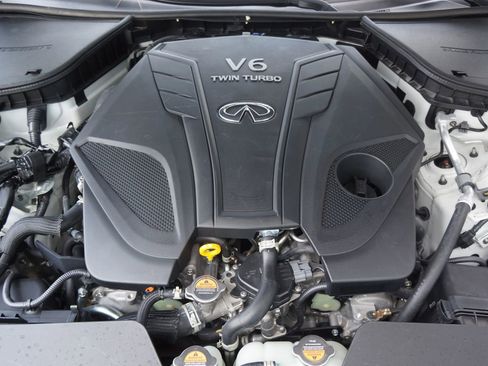 Used 2024 INFINITI Q50 Luxe w/ Cargo Package RWD image 12