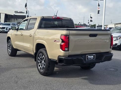 Used 2023 Chevrolet Colorado Z71 w/ Z71 Convenience Package 2 AWD/4WD image 7