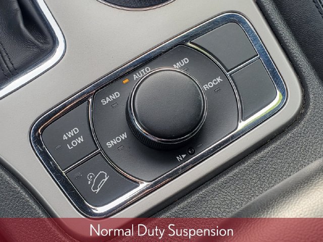 Used 2022 Jeep Grand Cherokee Laredo X AWD/4WD image 27