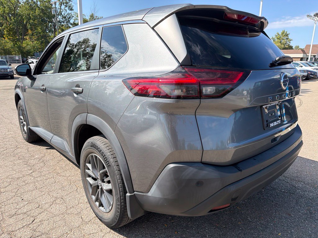Used 2021 Nissan Rogue S FWD image 7