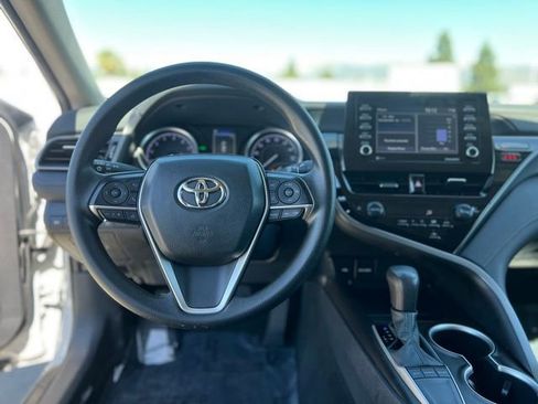 Used 2023 Toyota Camry LE w/ Convenience Package image 10