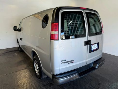 Used 2012 Chevrolet Express 1500 AWD w/ Power Package image 5