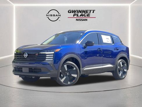 New 2026 Nissan Kicks SR FWD image 1